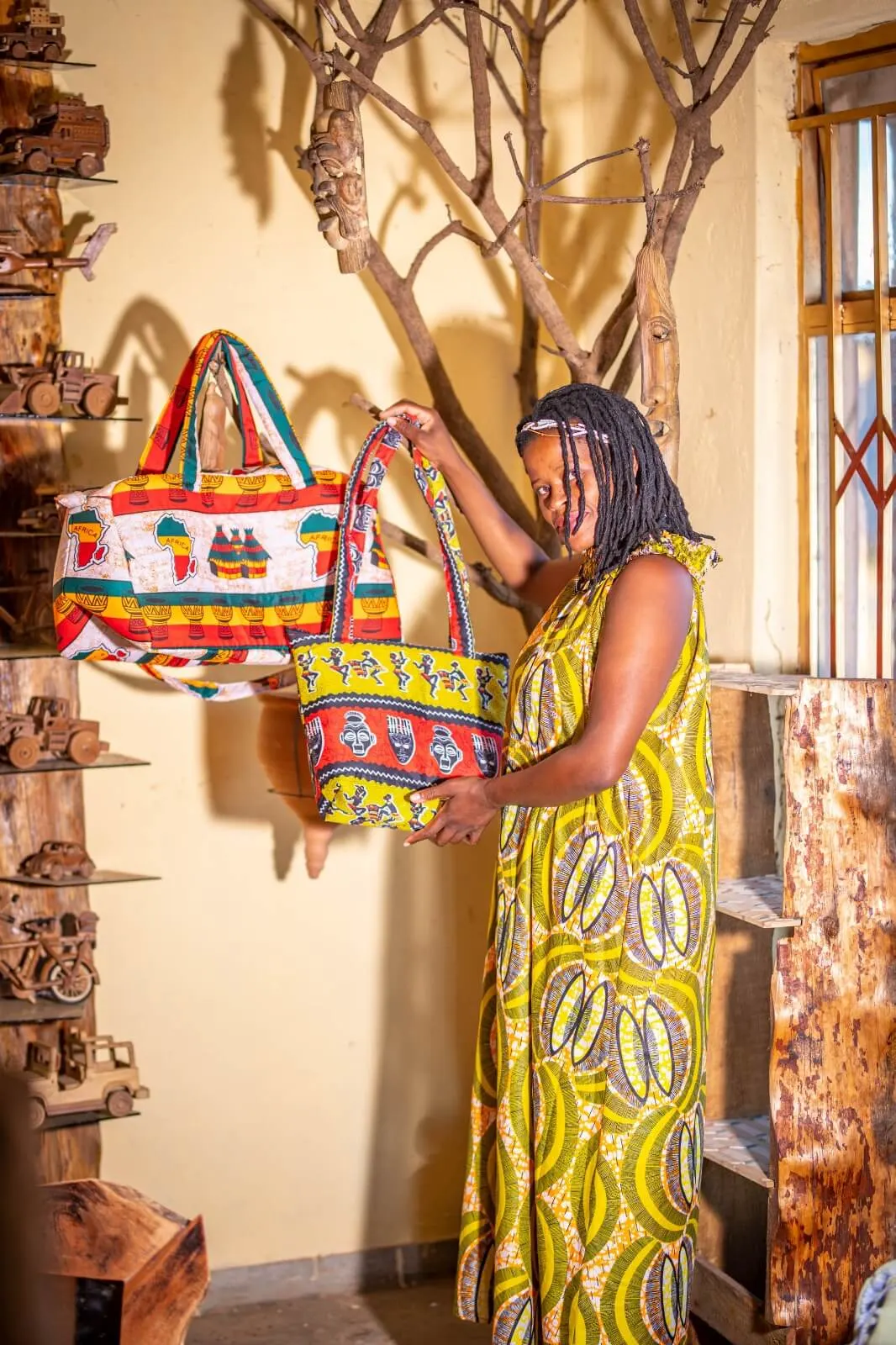 Image symbolizing the partnership behind Moyo Art Galleries